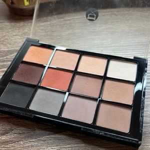 Viseart neutrals eyeshadow palette